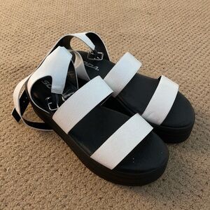 platform sandals
